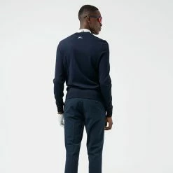 Jlindeberg J.Lindeberg Gus Golf Sweater 13 Jlindeberg J.Lindeberg Gus Golf Sweater -Golf Shoes Sales Store J.Lindeberg SS22 Gus Golf Sweater GMKW05753 6855 Code SWLIN060 M JL Navy White Model 3