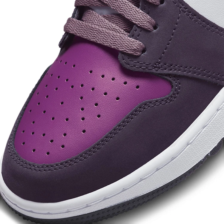 Nike Air Jordan 1 Low G Golf Shoes 9 Nike Air Jordan 1 Low G Golf Shoes - Image 7