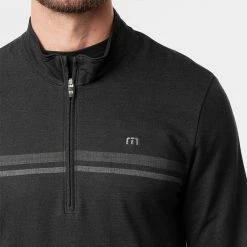 TravisMathew Hot Cocoa 1/2 Zip Golf Sweater -Golf Shoes Sales Store Travis Mathew AW21 Hot Cocoa Sweater 1MV370 0BSH Code SWTRA012 M Black Sharkskin Model 2